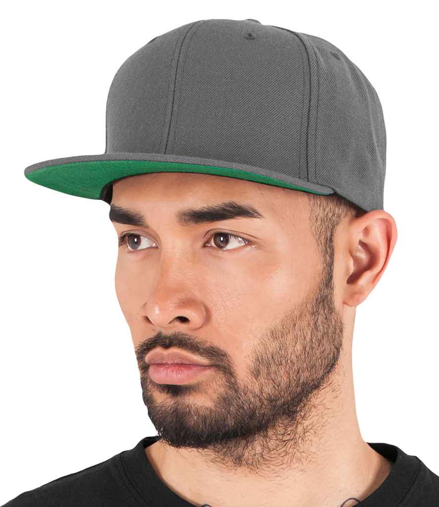 Flexfit Classic Snapback Cap | Dark Grey