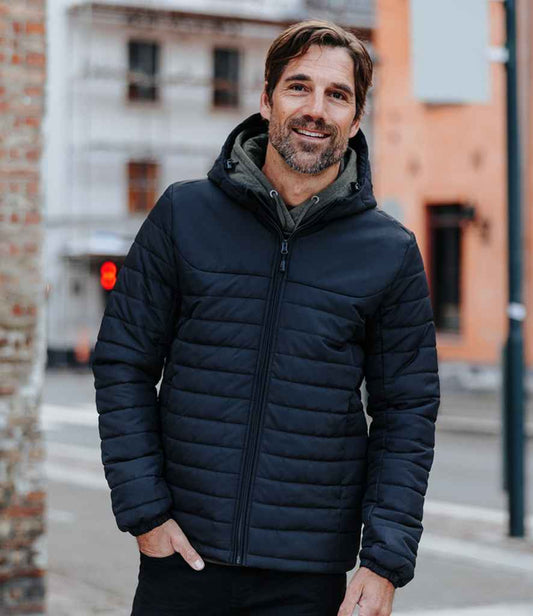 Stormtech Nautilus Quilted Hooded Jacket | Black