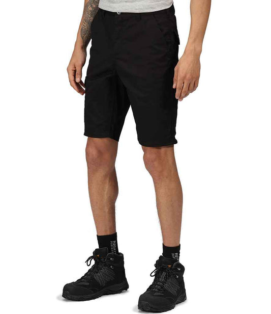 Regatta Pro Cargo Shorts | Black
