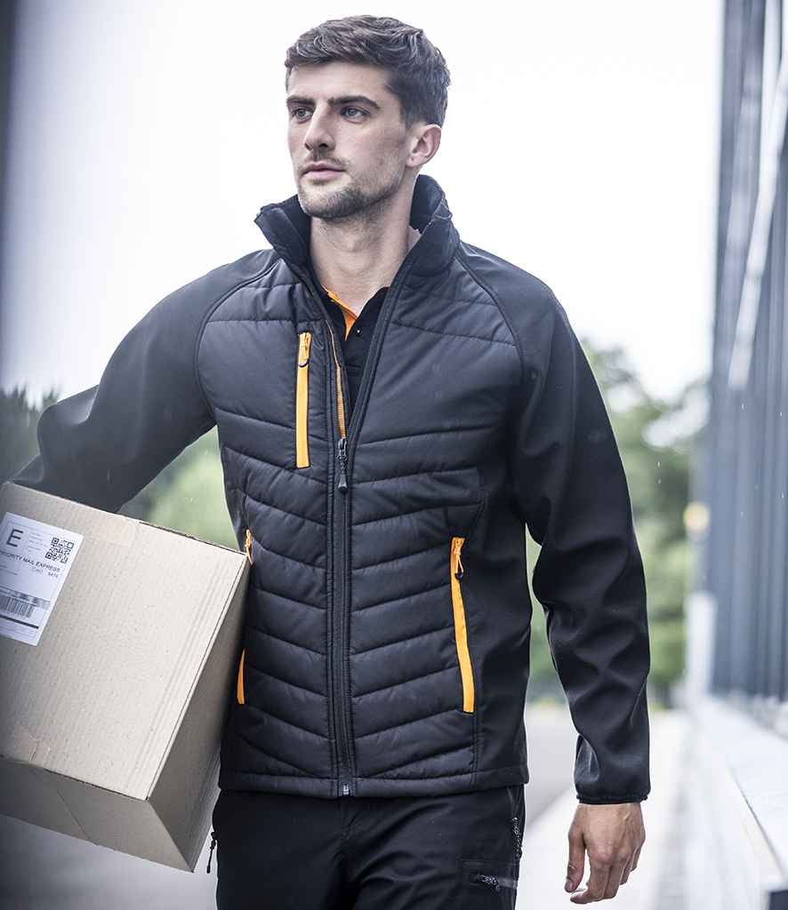 Regatta Pro Universal Jacket | Black/Orange Pop